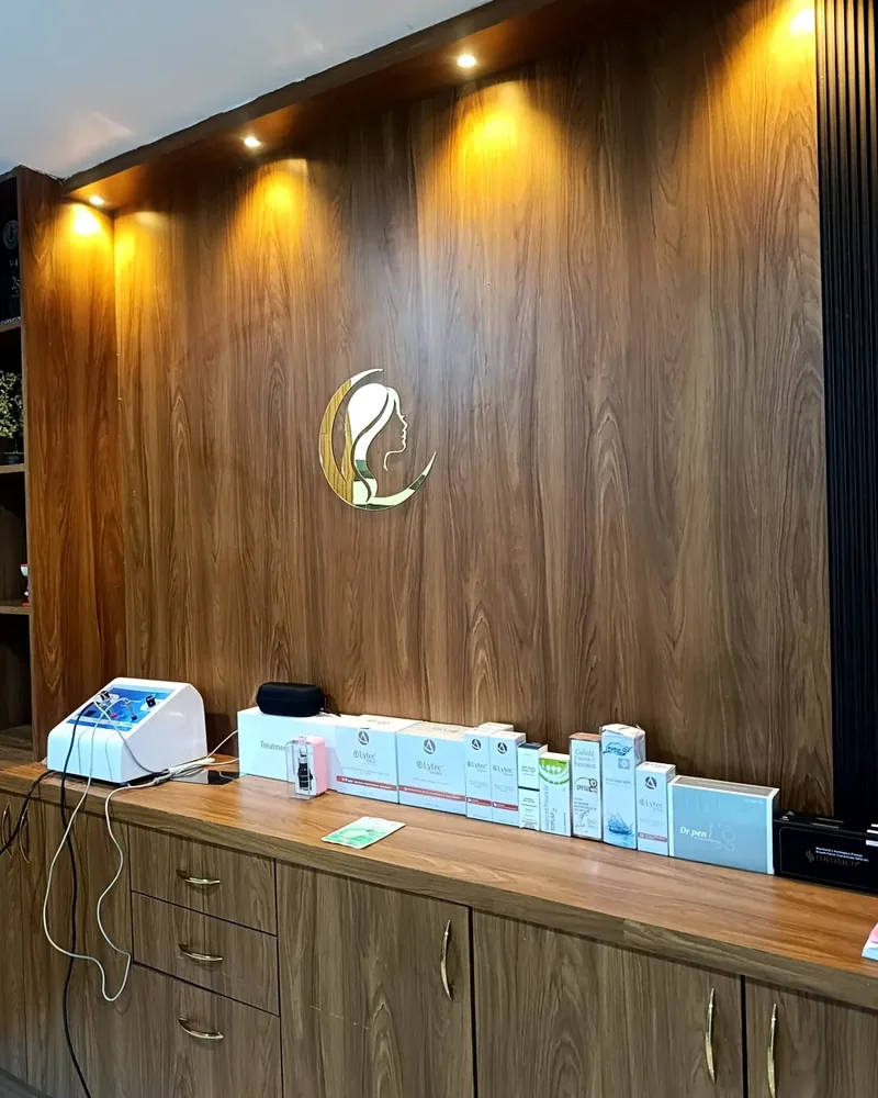 Jabilli Cosmetics reception and product counter